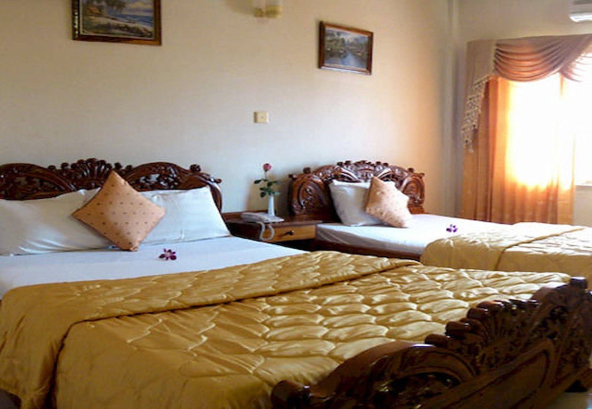 Asia Hotel Μπατταμπάνγκ Εξωτερικό φωτογραφία